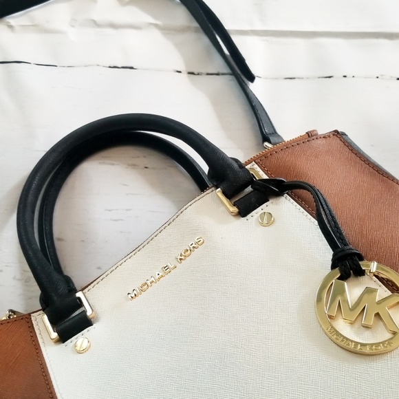 Micheal Kors Large Satchel Bag - Picture 2 of 5